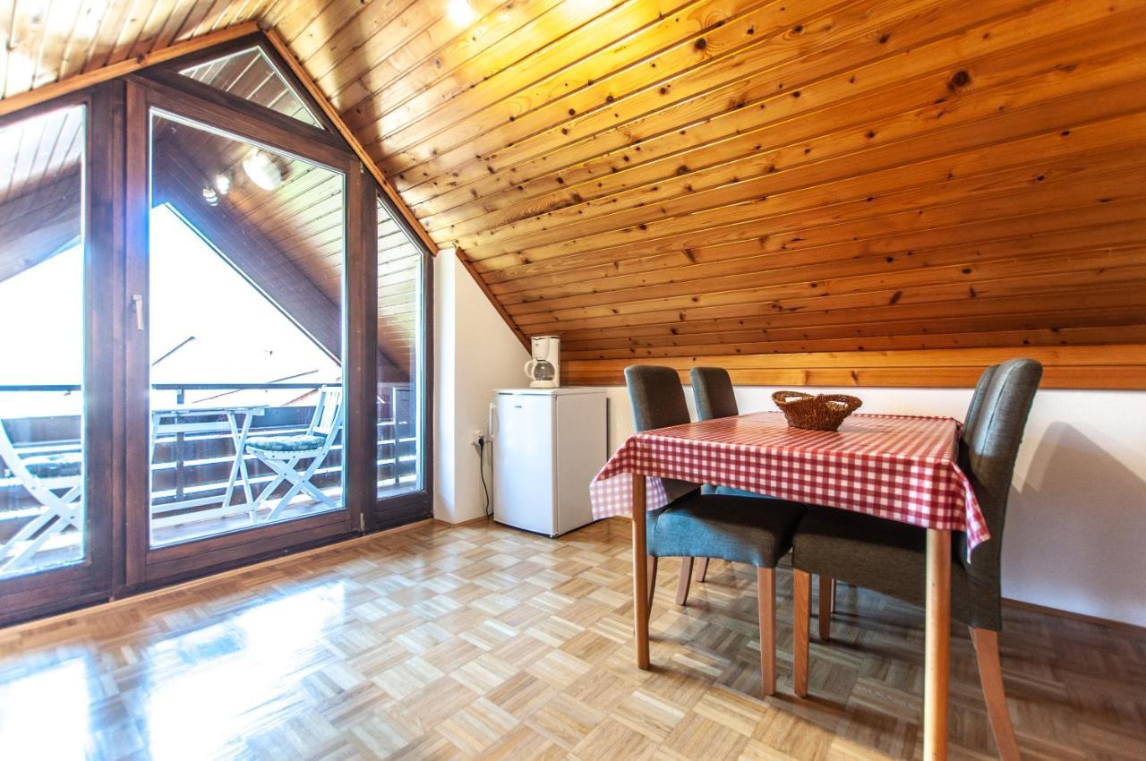 Apartment Alenka *