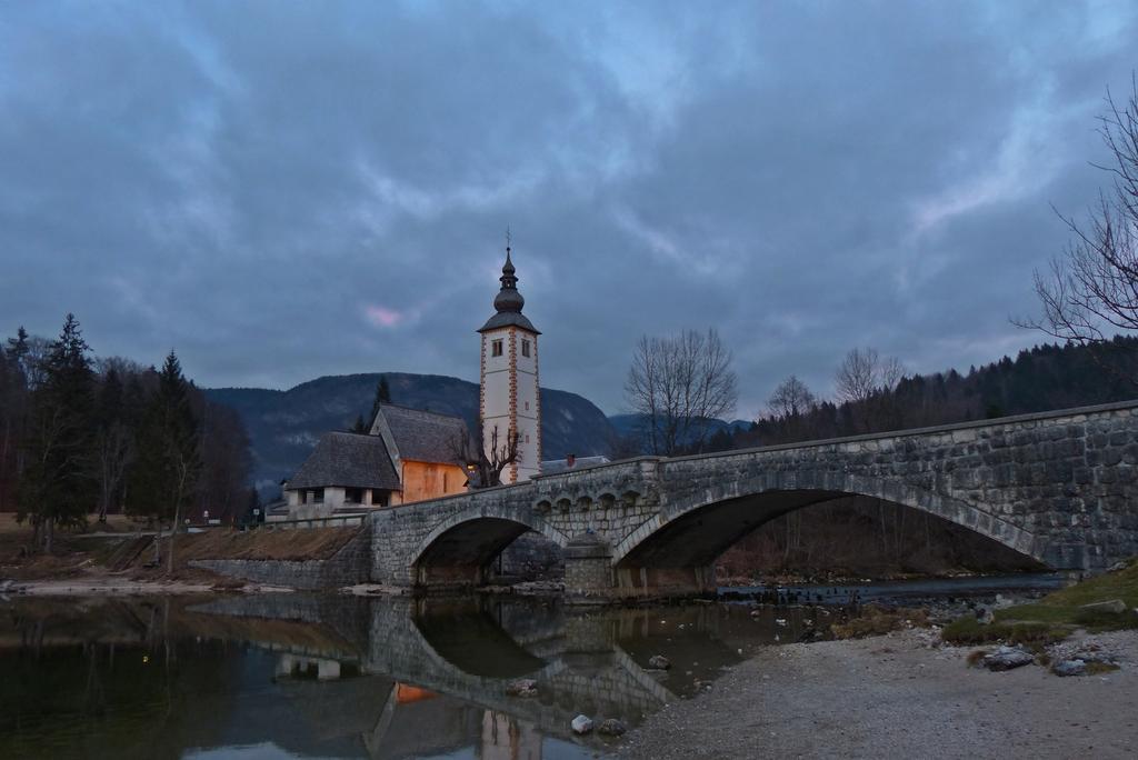 Alenka Bohinj